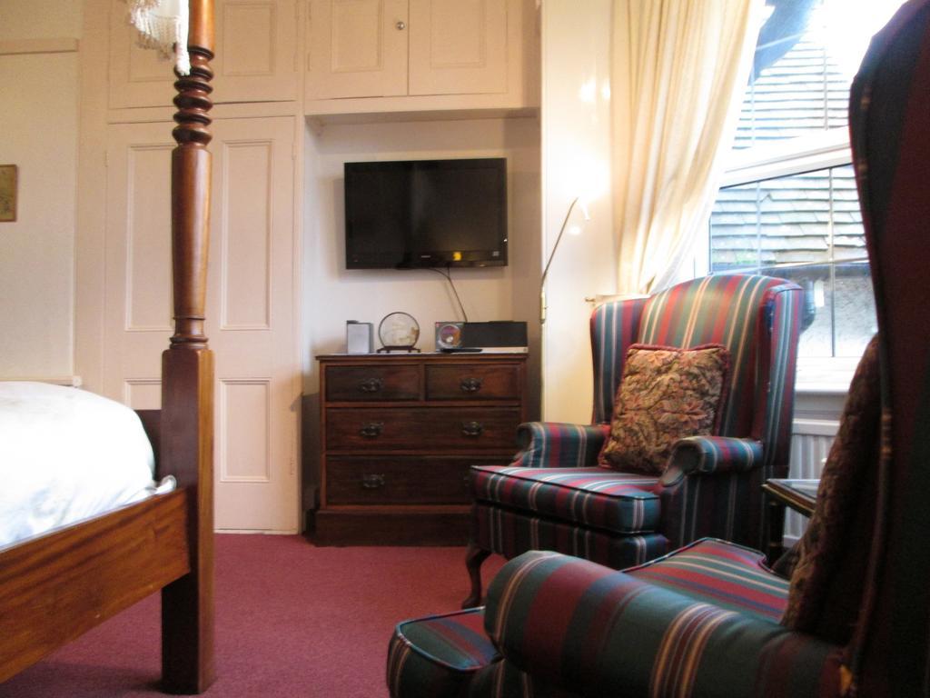 Crossways House Bed And Breakfast 이스트 카우스 객실 사진