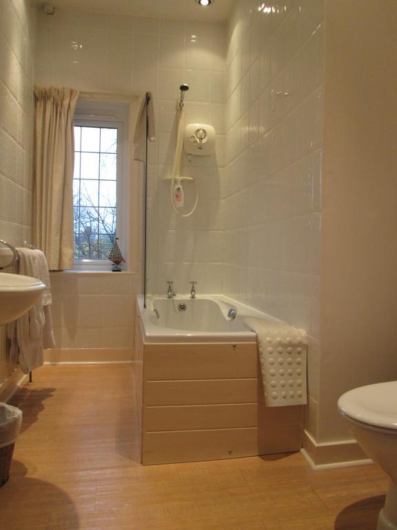 Crossways House Bed And Breakfast 이스트 카우스 객실 사진