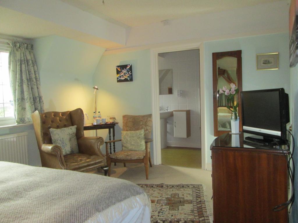 Crossways House Bed And Breakfast 이스트 카우스 외부 사진