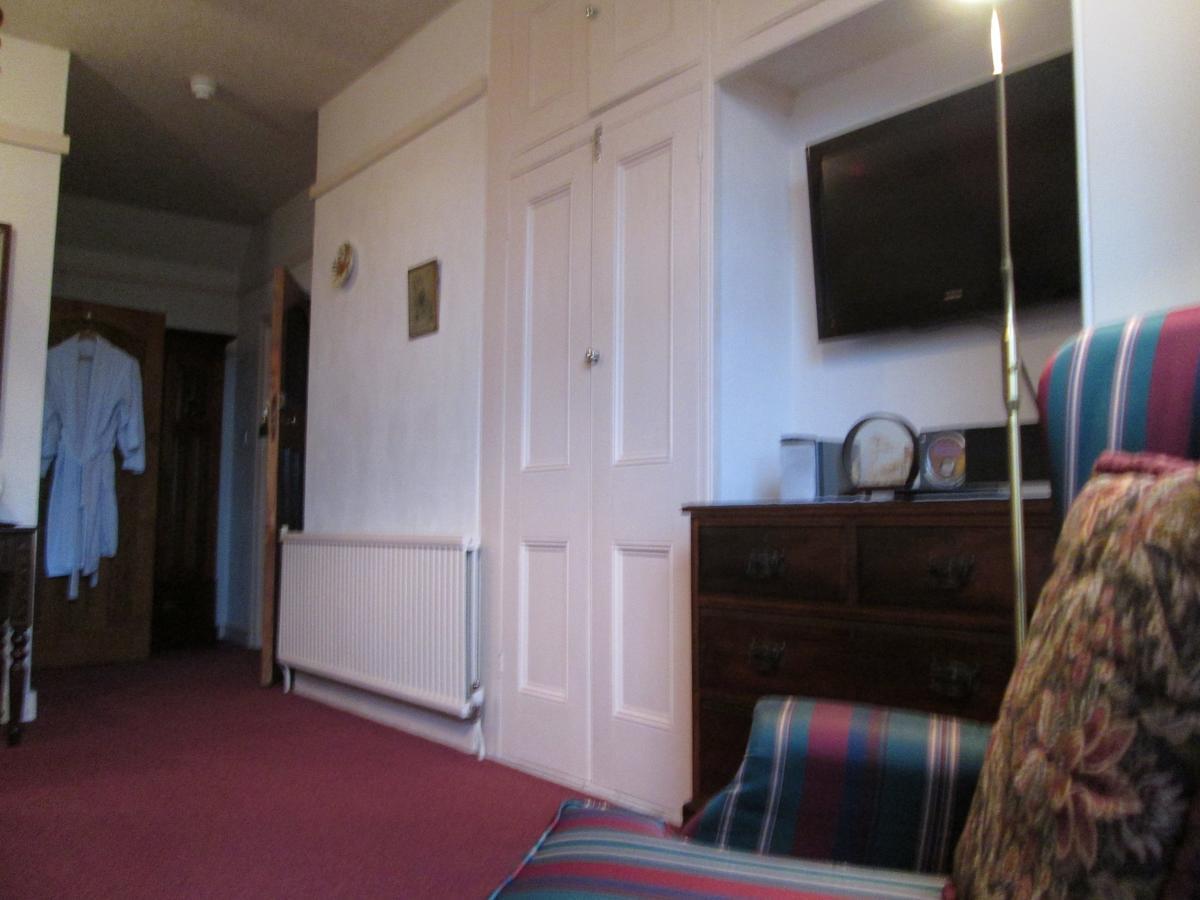 Crossways House Bed And Breakfast 이스트 카우스 객실 사진